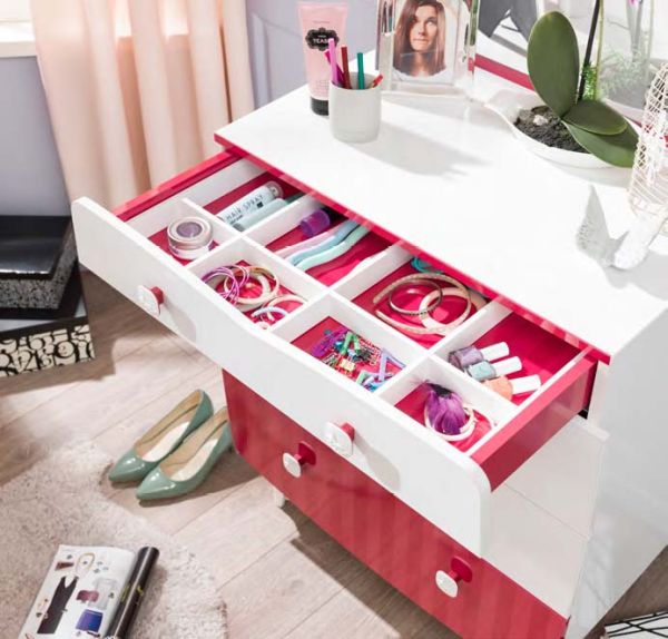 Rosa Dresser